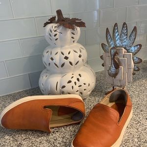 Women’s Olukai shoes